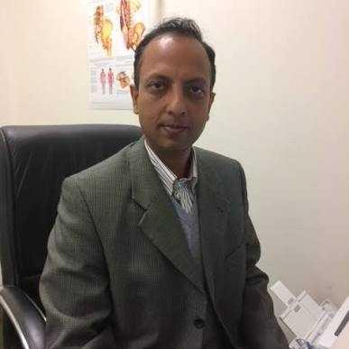 Dr Sanjeevi ( Kanan) Jagadeesan